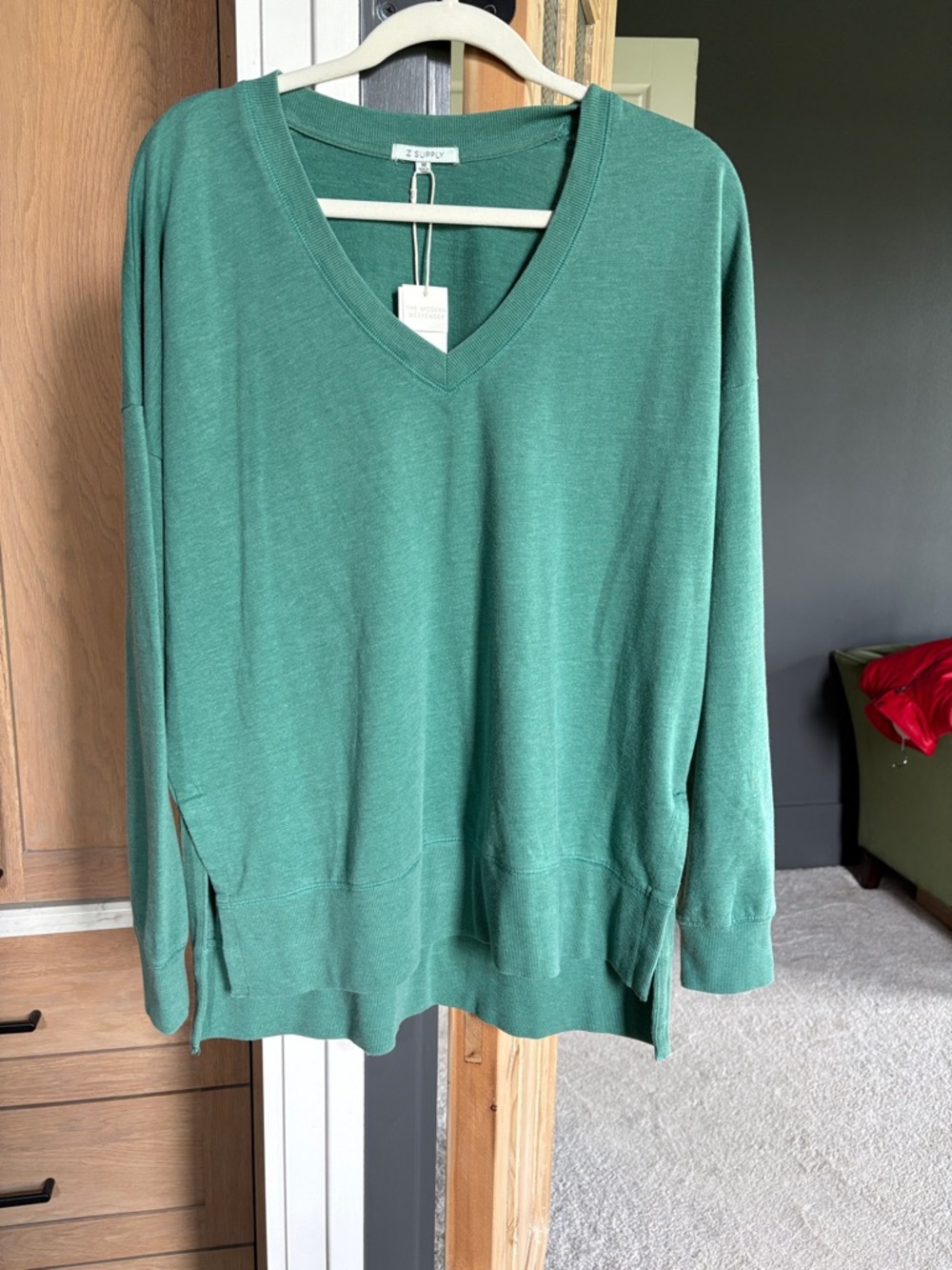 Z Supply Green V-Neck Pullover Sweater